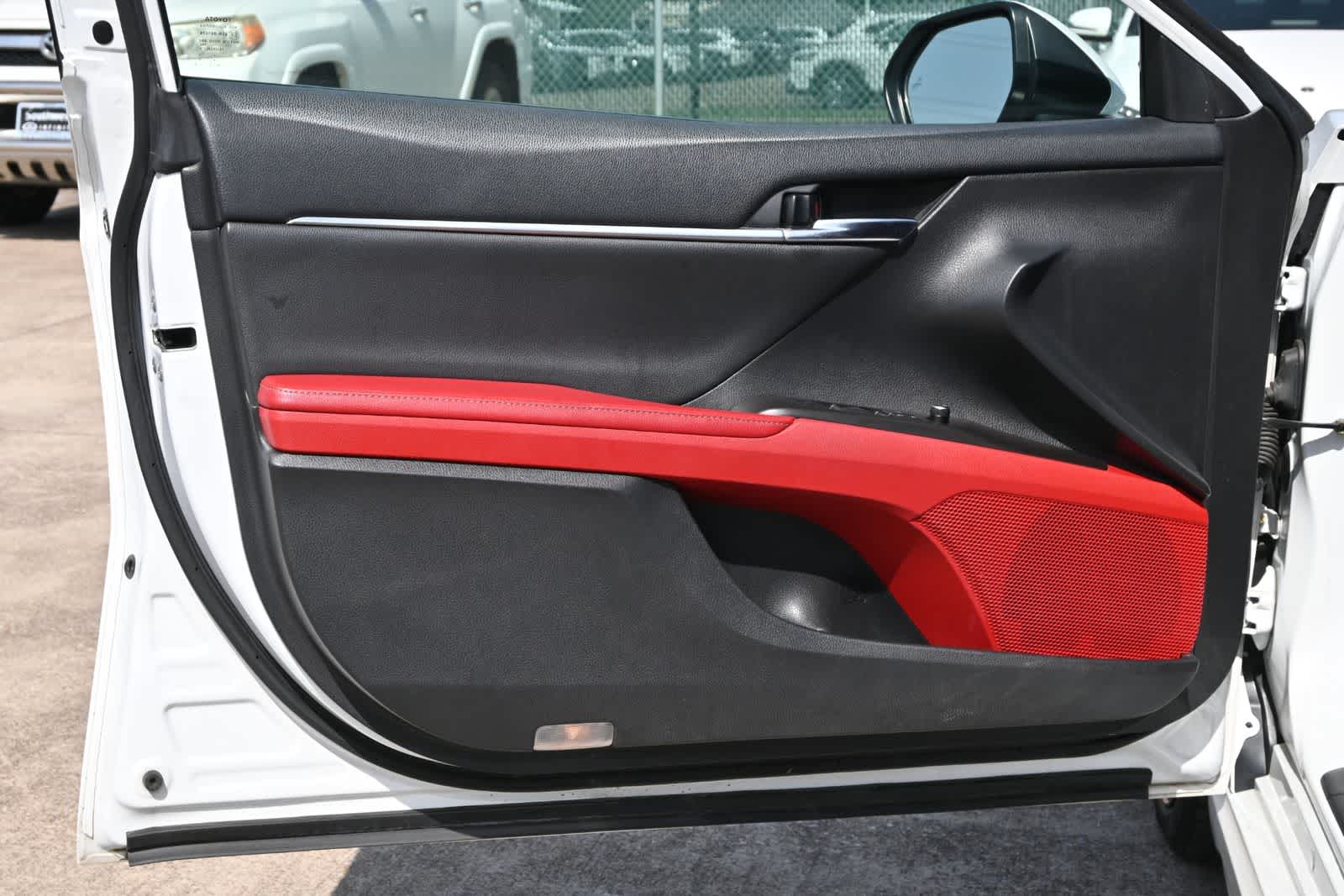 2021 Toyota Camry Hybrid XSE
