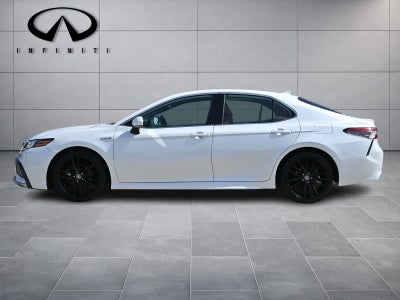 2021 Toyota Camry Hybrid XSE
