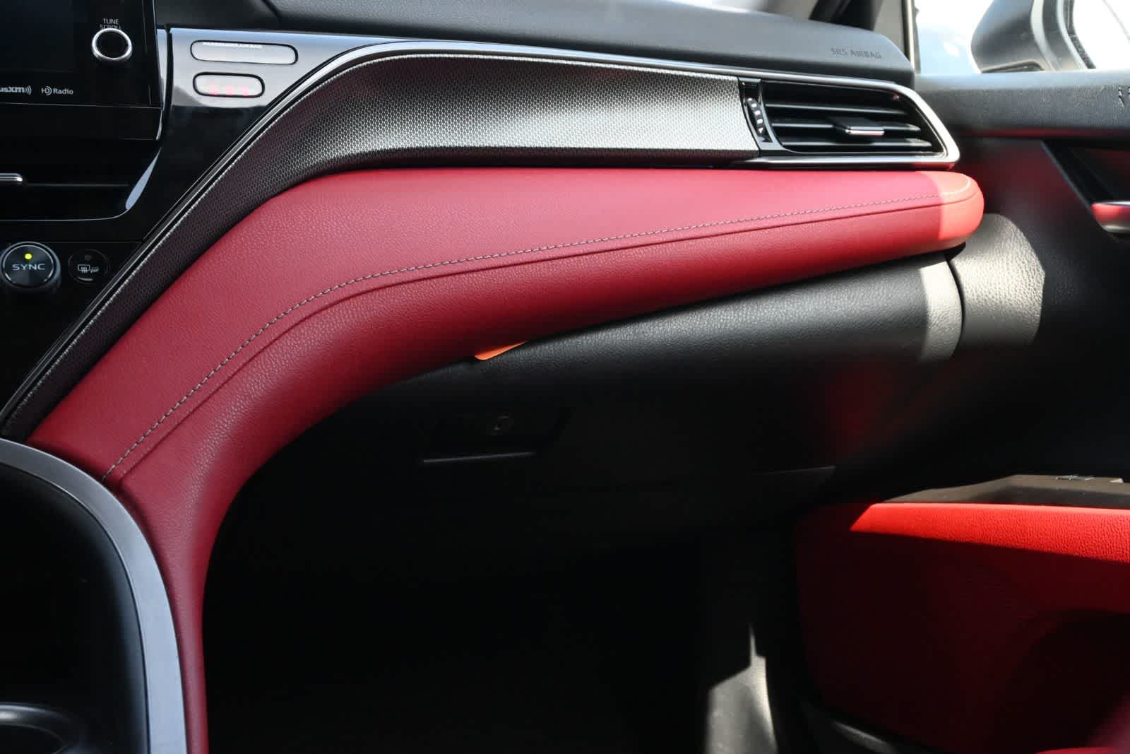 2021 Toyota Camry Hybrid XSE