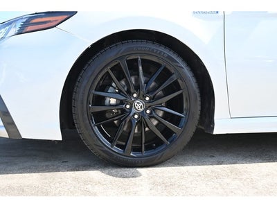 2021 Toyota Camry Hybrid XSE