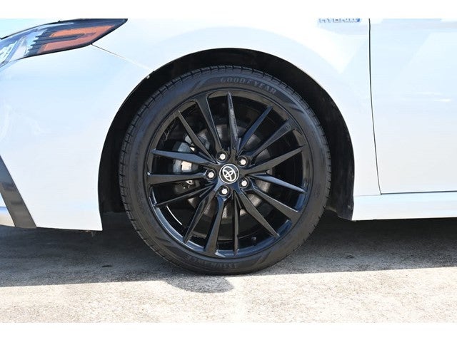 2021 Toyota Camry Hybrid XSE