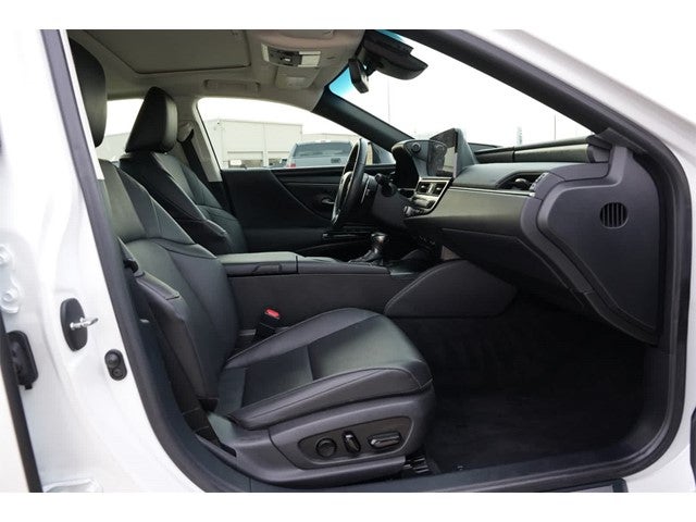 2022 Lexus ES ES 300h