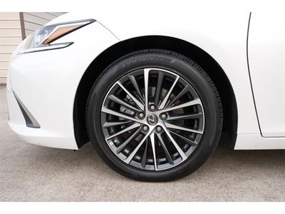 2022 Lexus ES ES 300h