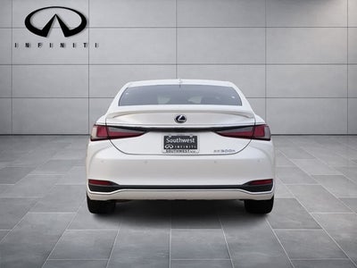2022 Lexus ES ES 300h