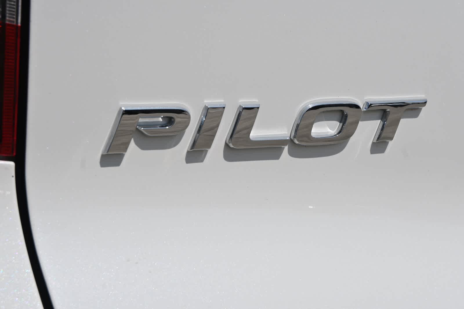 2021 Honda Pilot Touring 8-Passenger