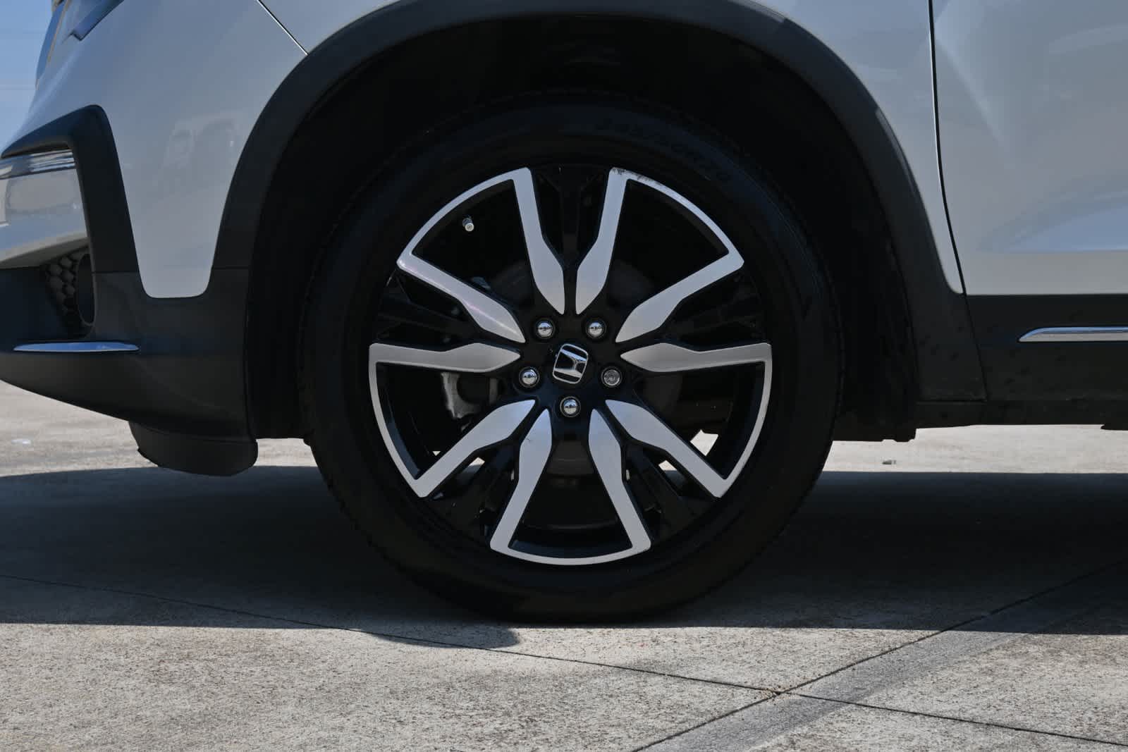 2021 Honda Pilot Touring 8-Passenger