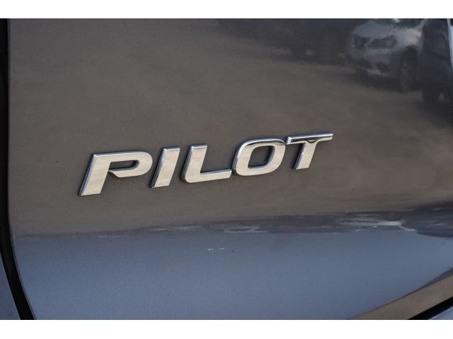 2020 Honda Pilot Touring 8-Passenger