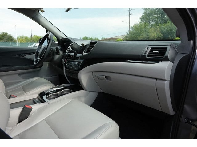2020 Honda Pilot Touring 8-Passenger