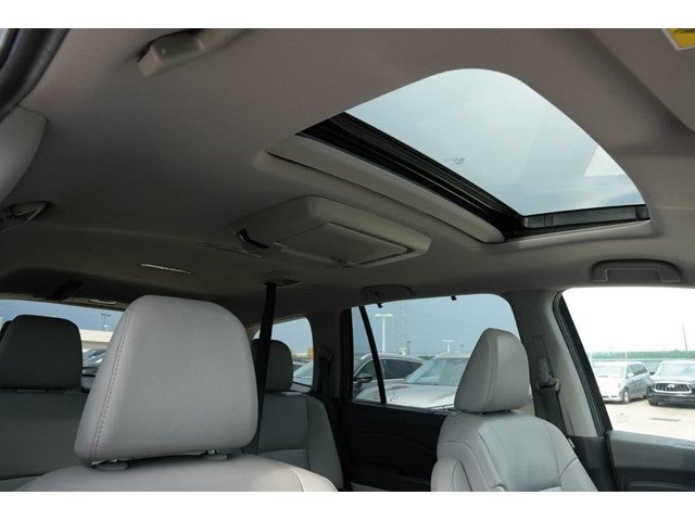 2020 Honda Pilot Touring 8-Passenger
