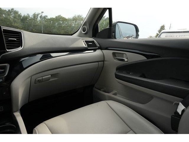 2020 Honda Pilot Touring 8-Passenger