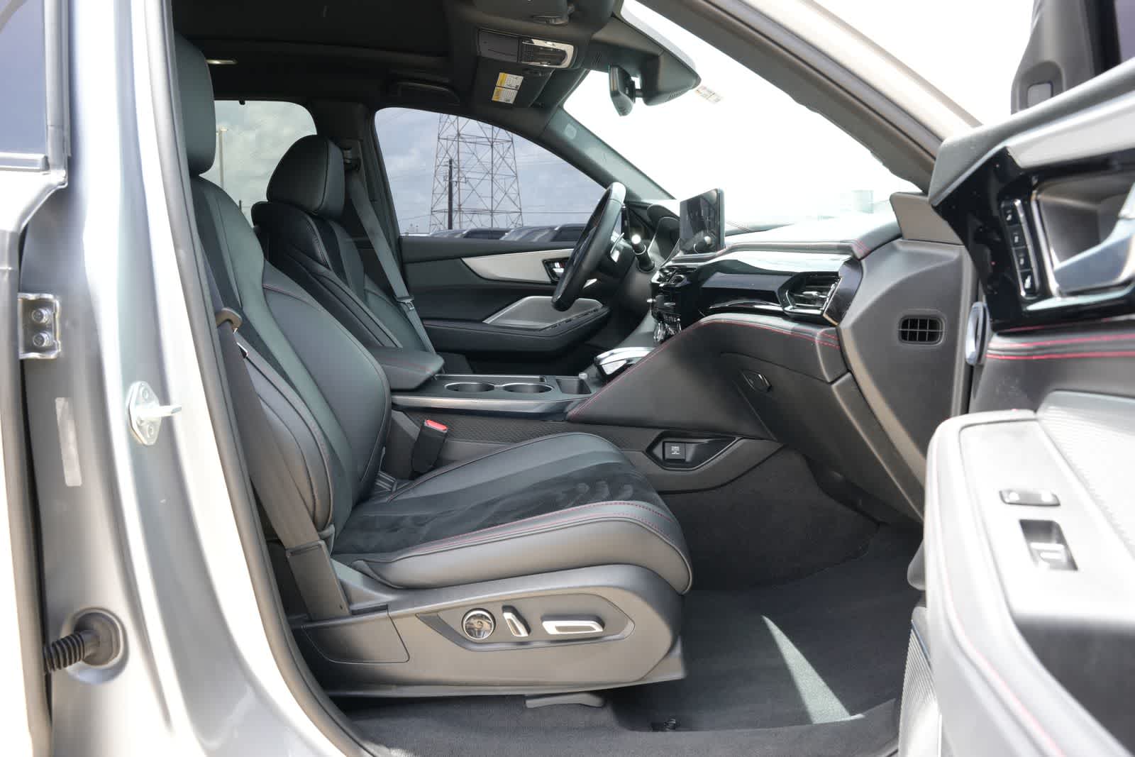 2025 Acura MDX w/A-Spec Package