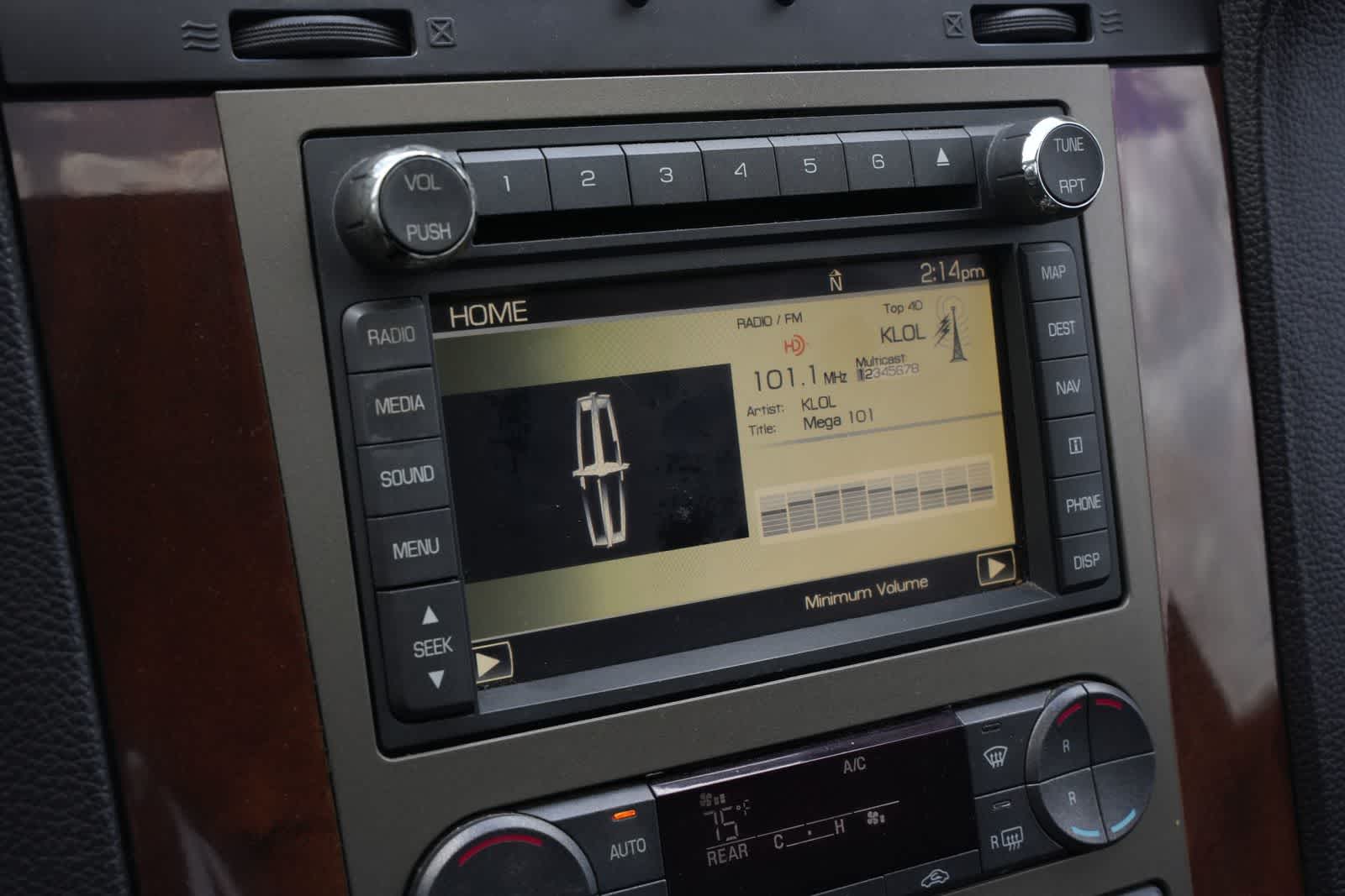 2014 Lincoln Navigator 4WD 4dr