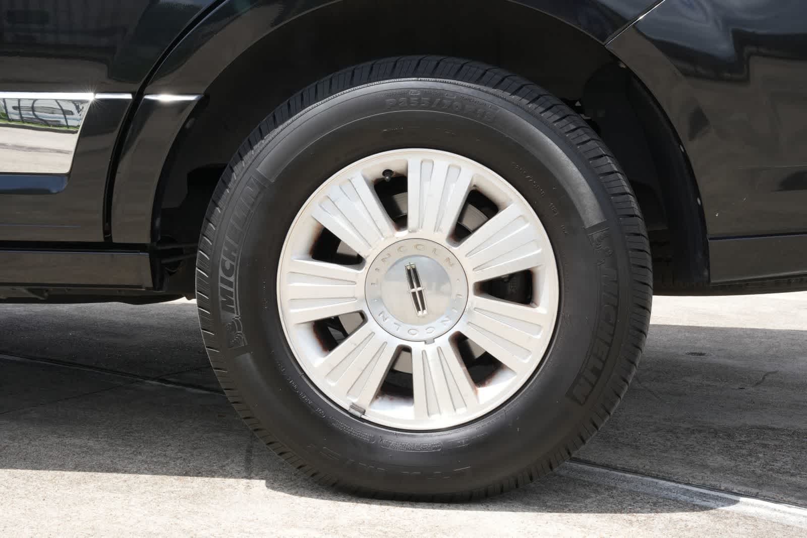 2014 Lincoln Navigator 4WD 4dr