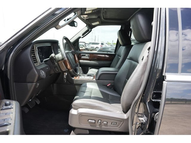 2014 Lincoln Navigator 4WD 4dr