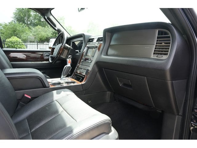 2014 Lincoln Navigator 4WD 4dr