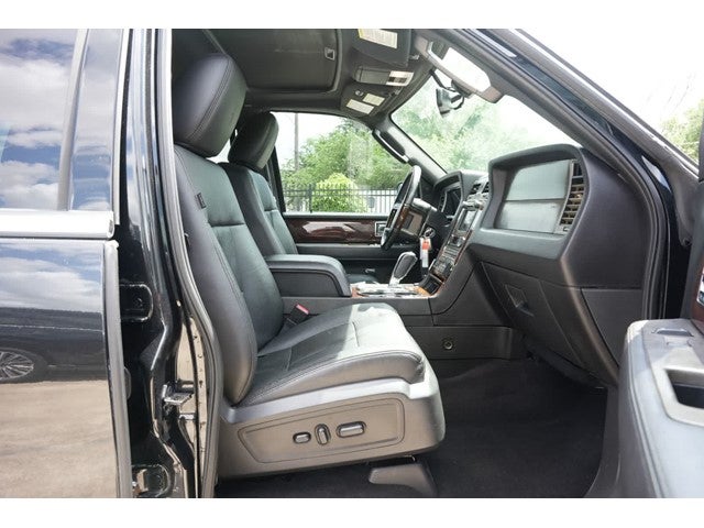 2014 Lincoln Navigator 4WD 4dr
