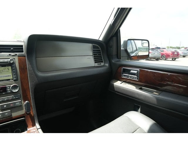 2014 Lincoln Navigator 4WD 4dr