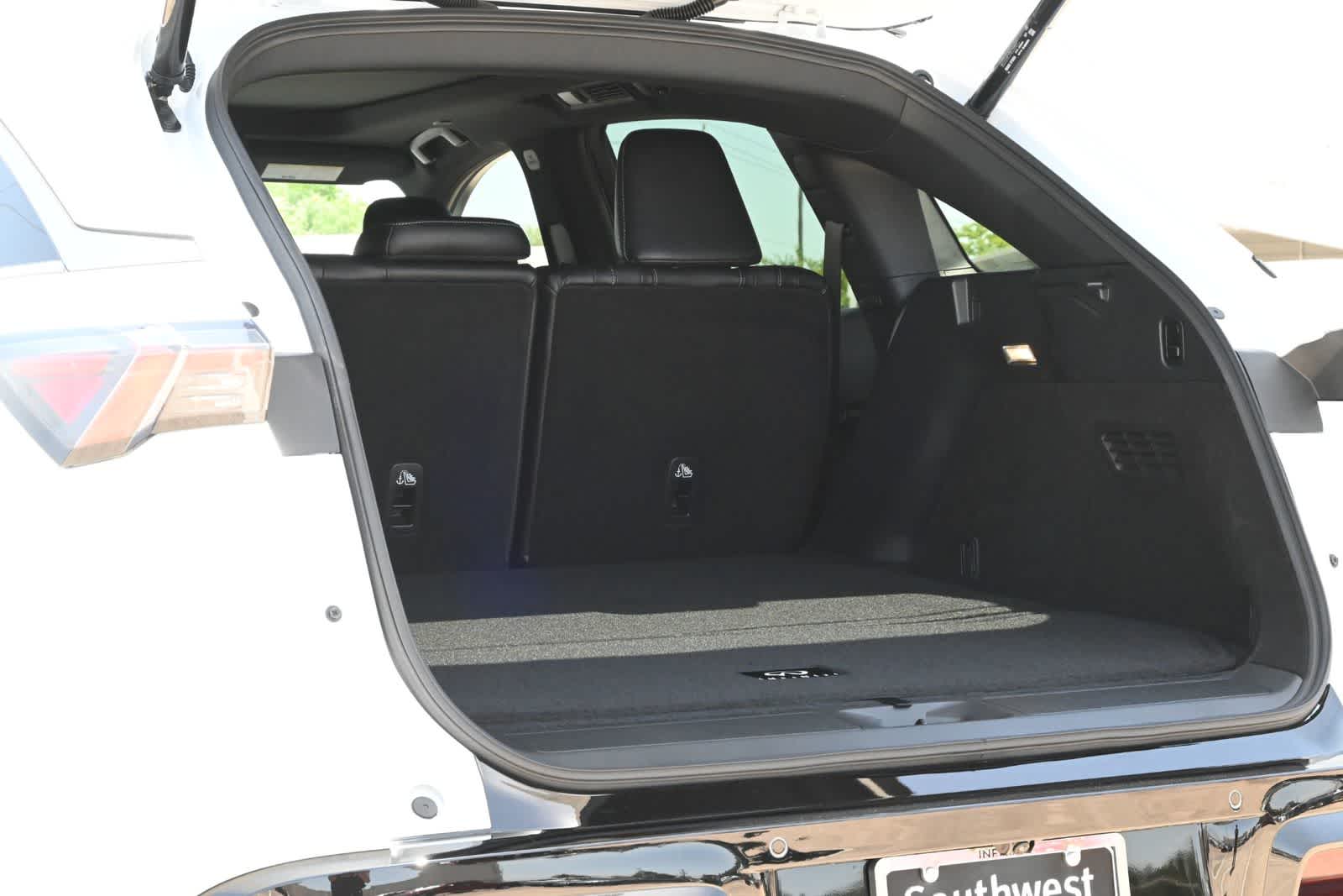2027 INFINITI QX65 LUXE