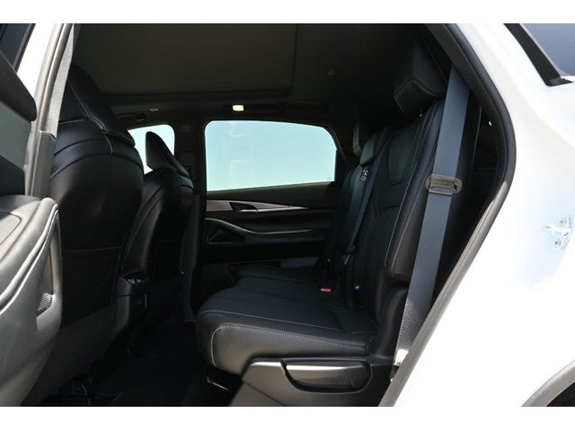 2027 INFINITI QX65 LUXE