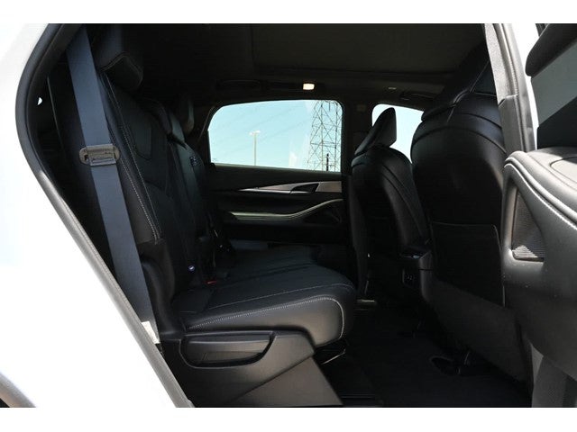 2027 INFINITI QX65 LUXE
