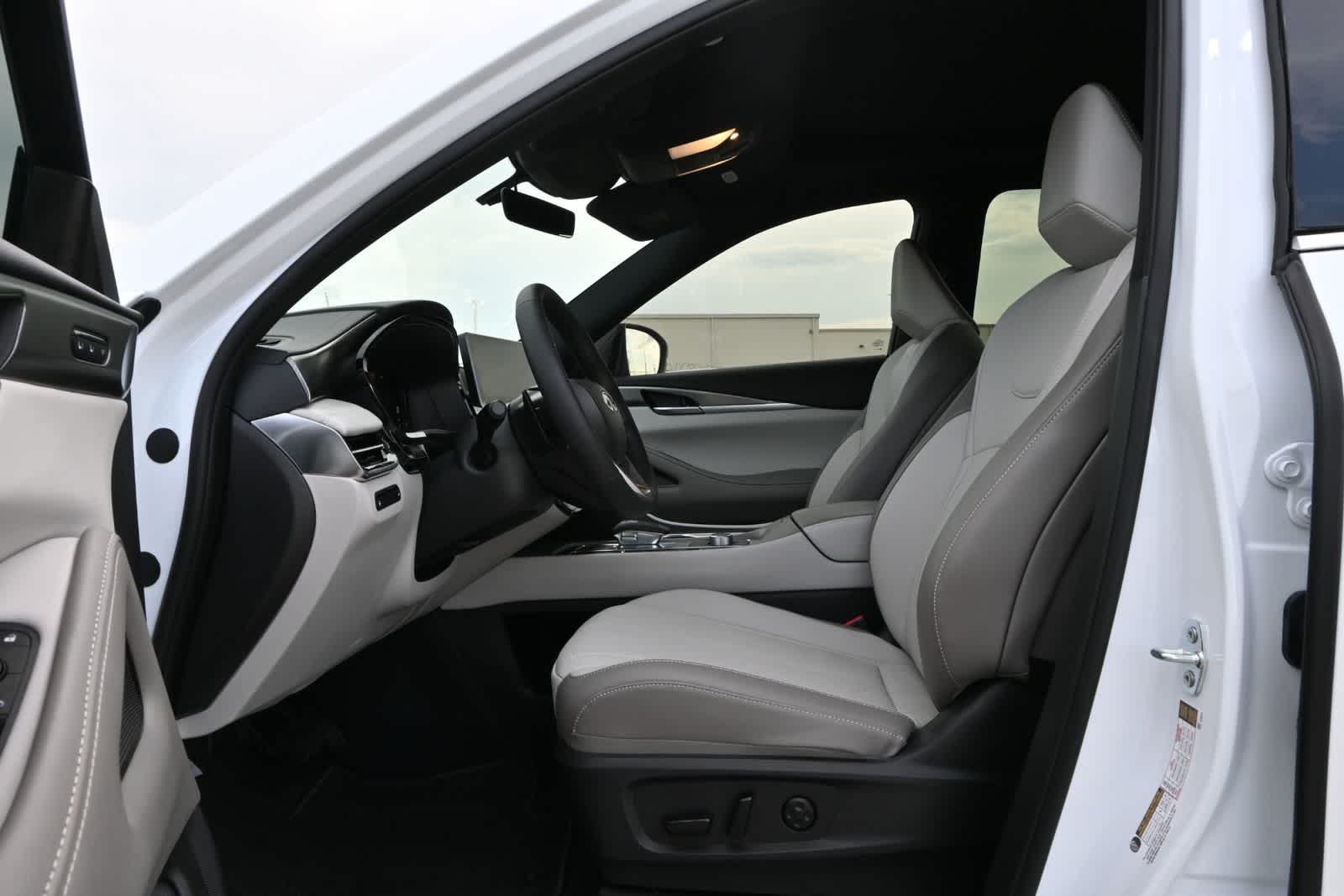 2027 INFINITI QX65 LUXE