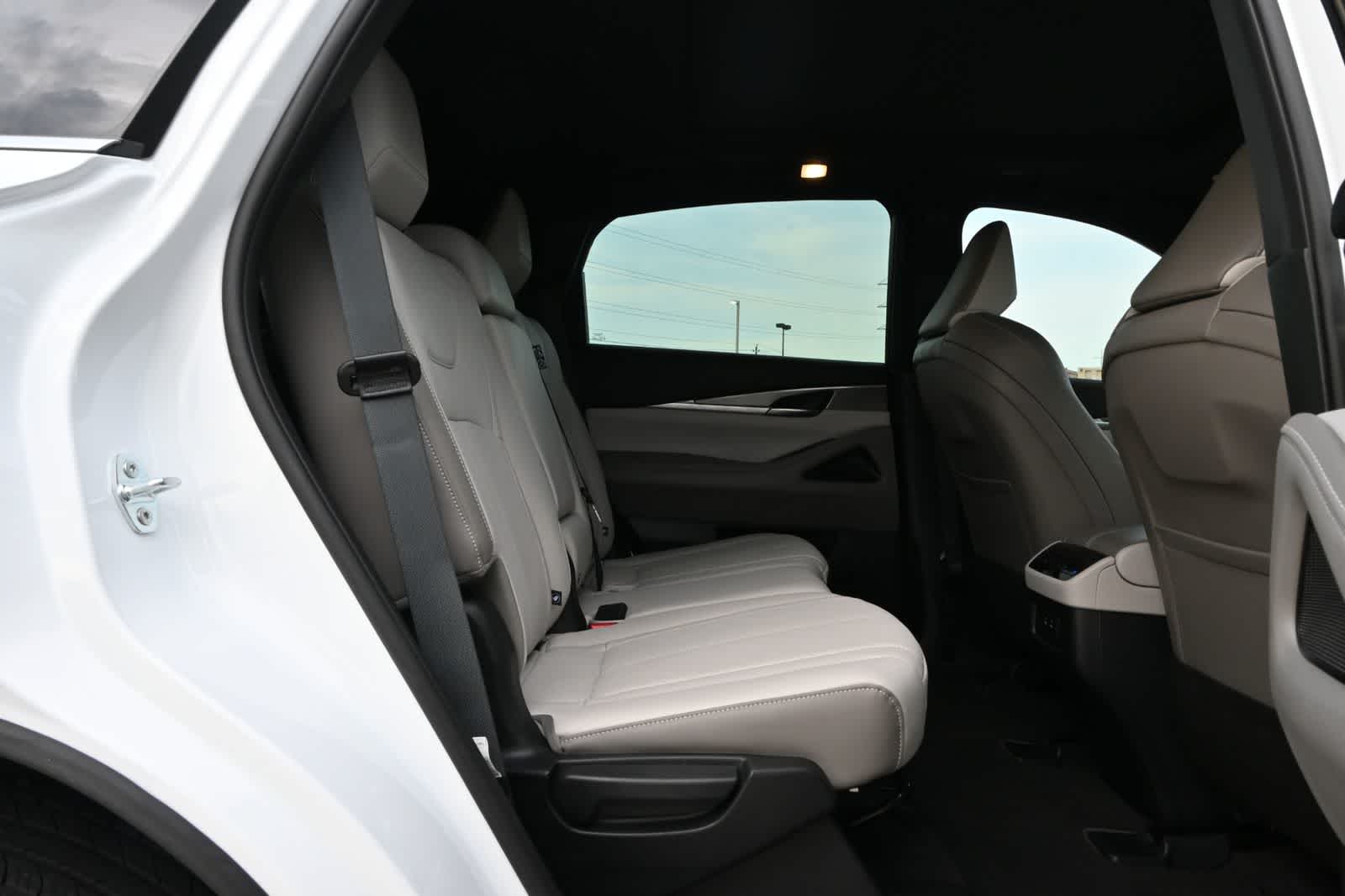 2027 INFINITI QX65 LUXE