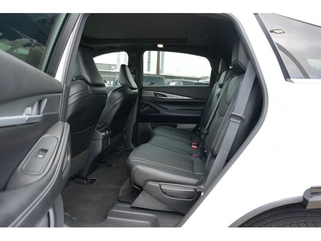 2027 INFINITI QX65 LUXE