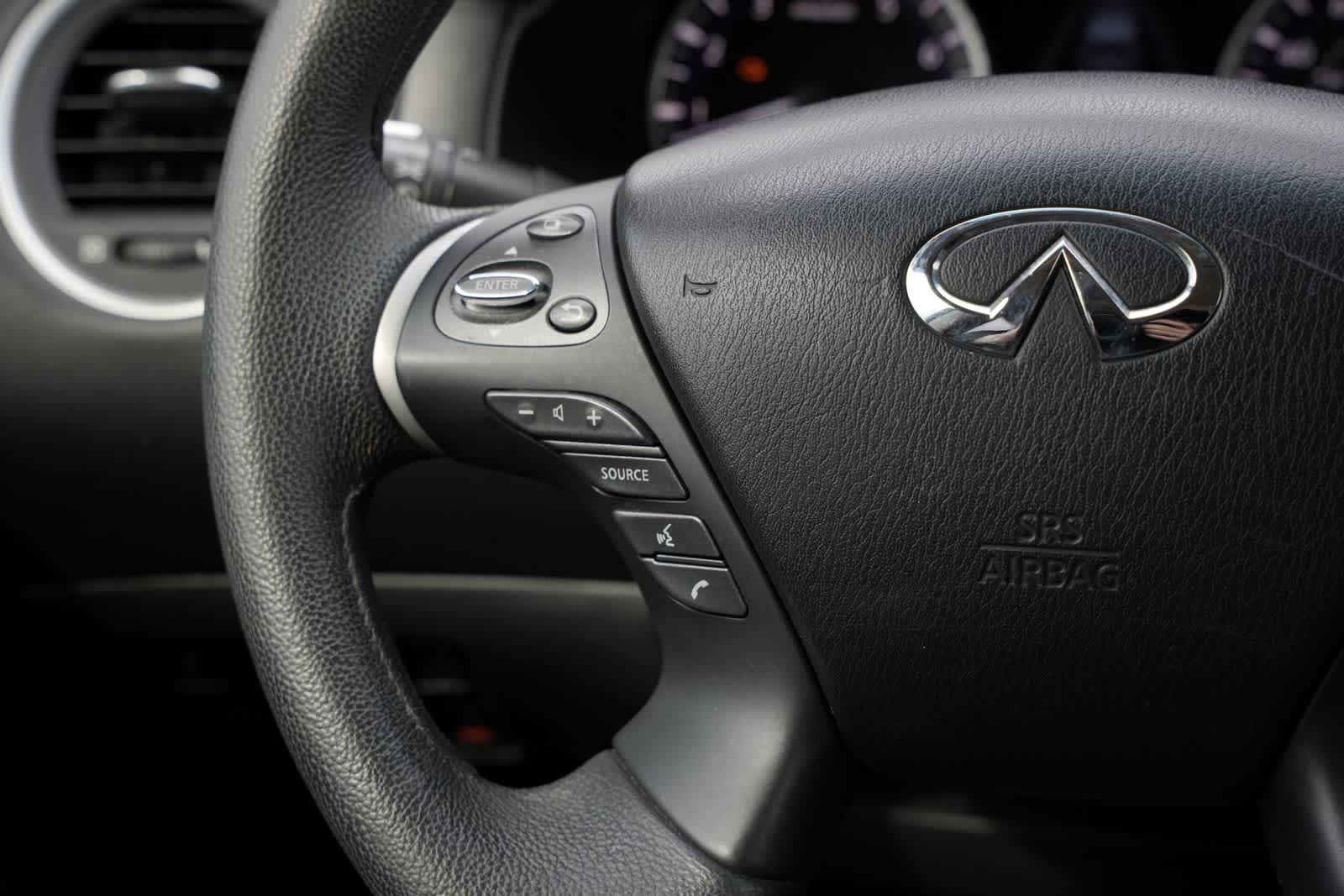 2013 INFINITI JX35 AWD 4dr