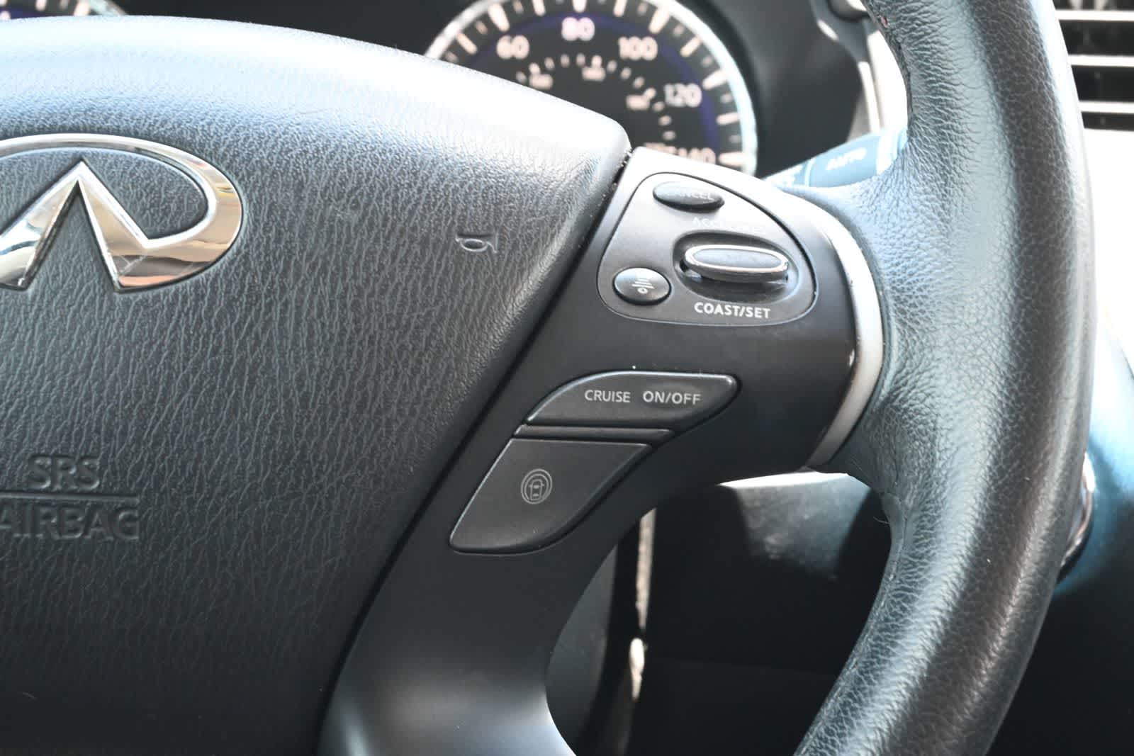 2015 INFINITI QX60 FWD 4dr