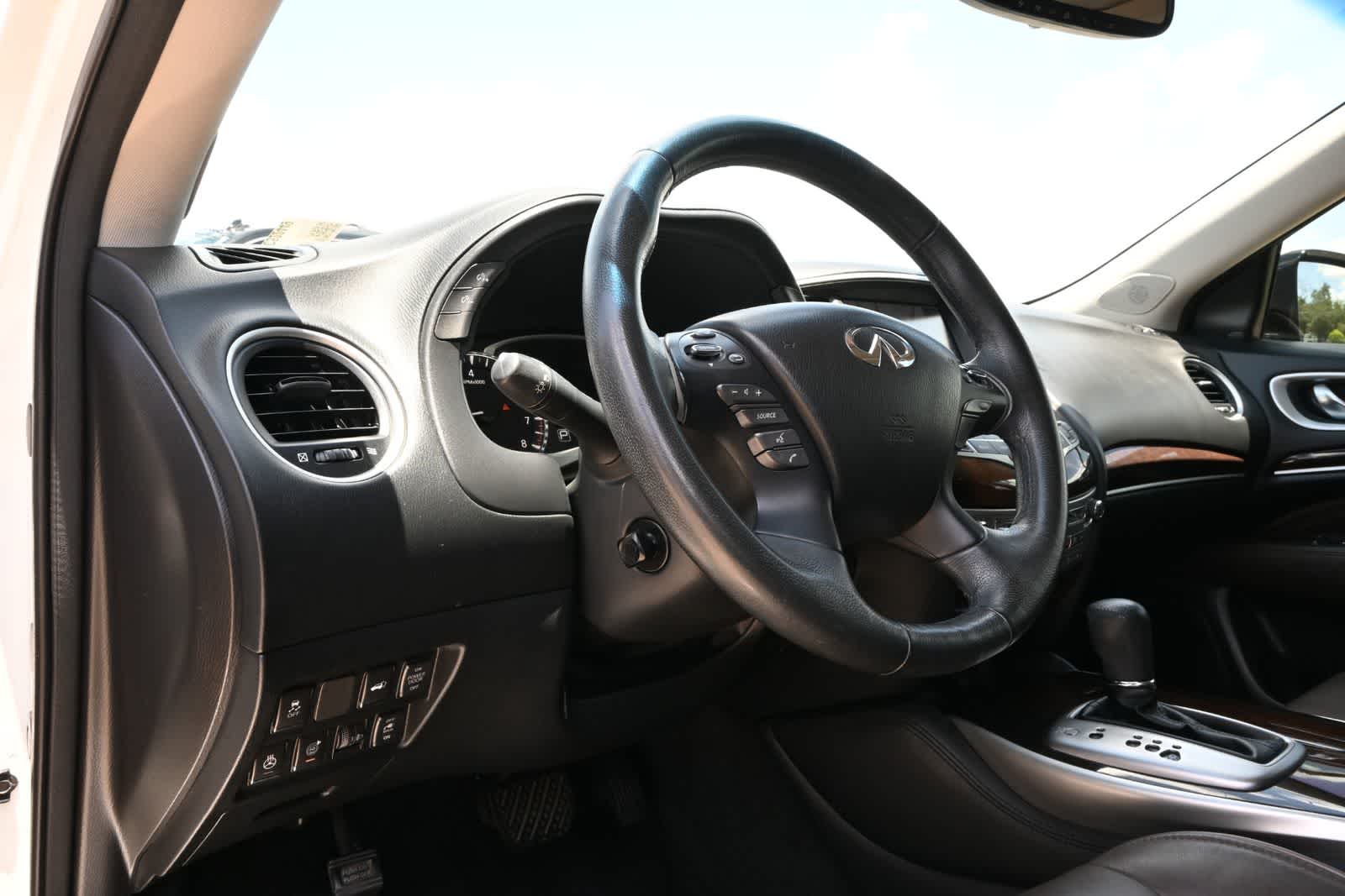 2015 INFINITI QX60 FWD 4dr
