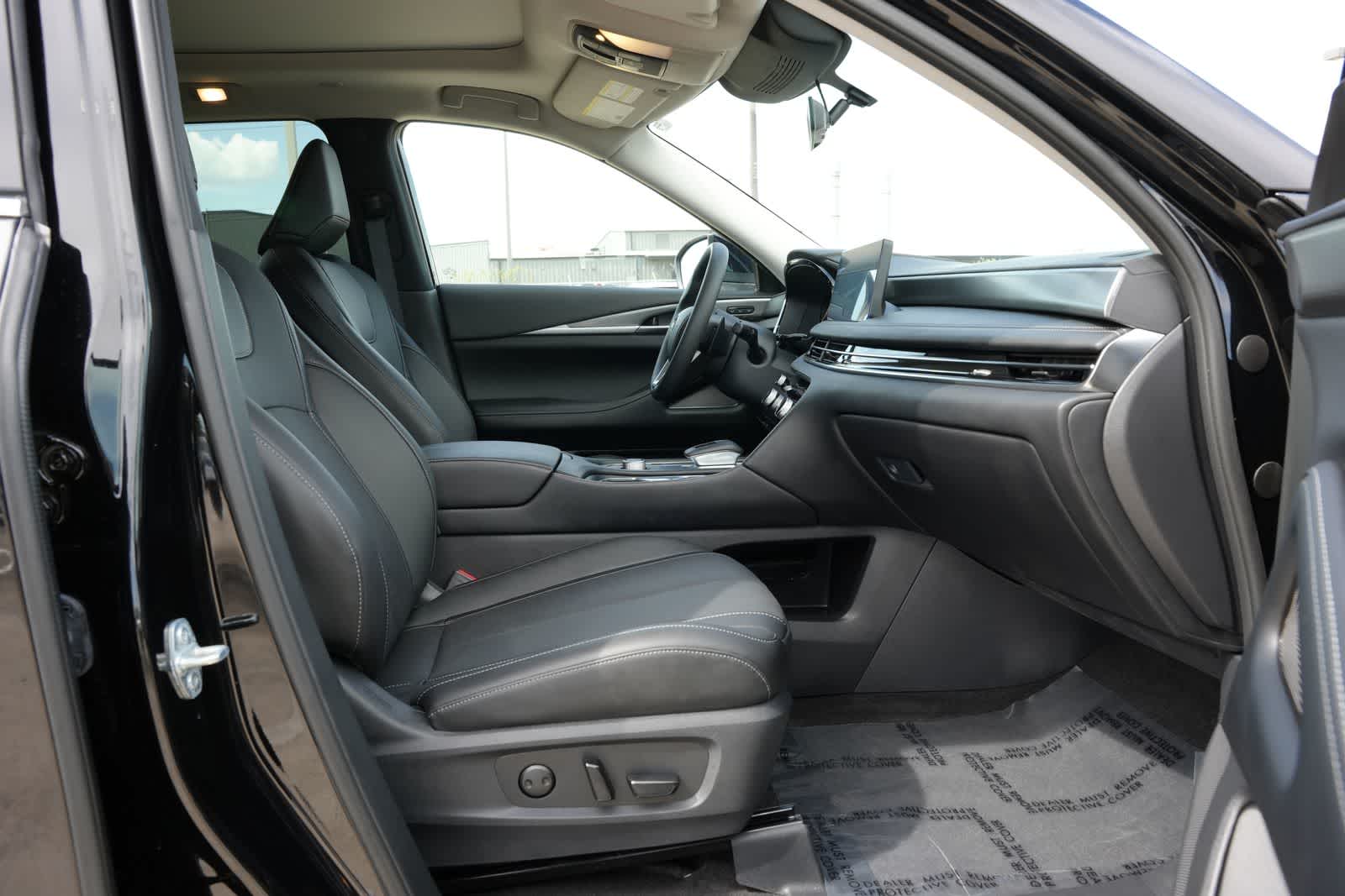 2027 INFINITI QX60 PURE