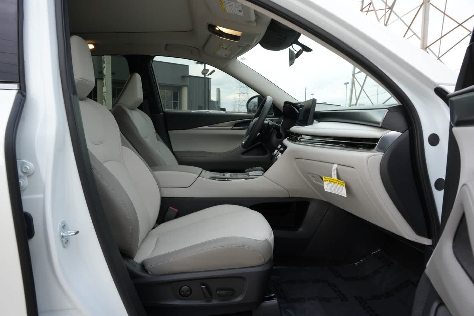 2027 INFINITI QX60 PURE