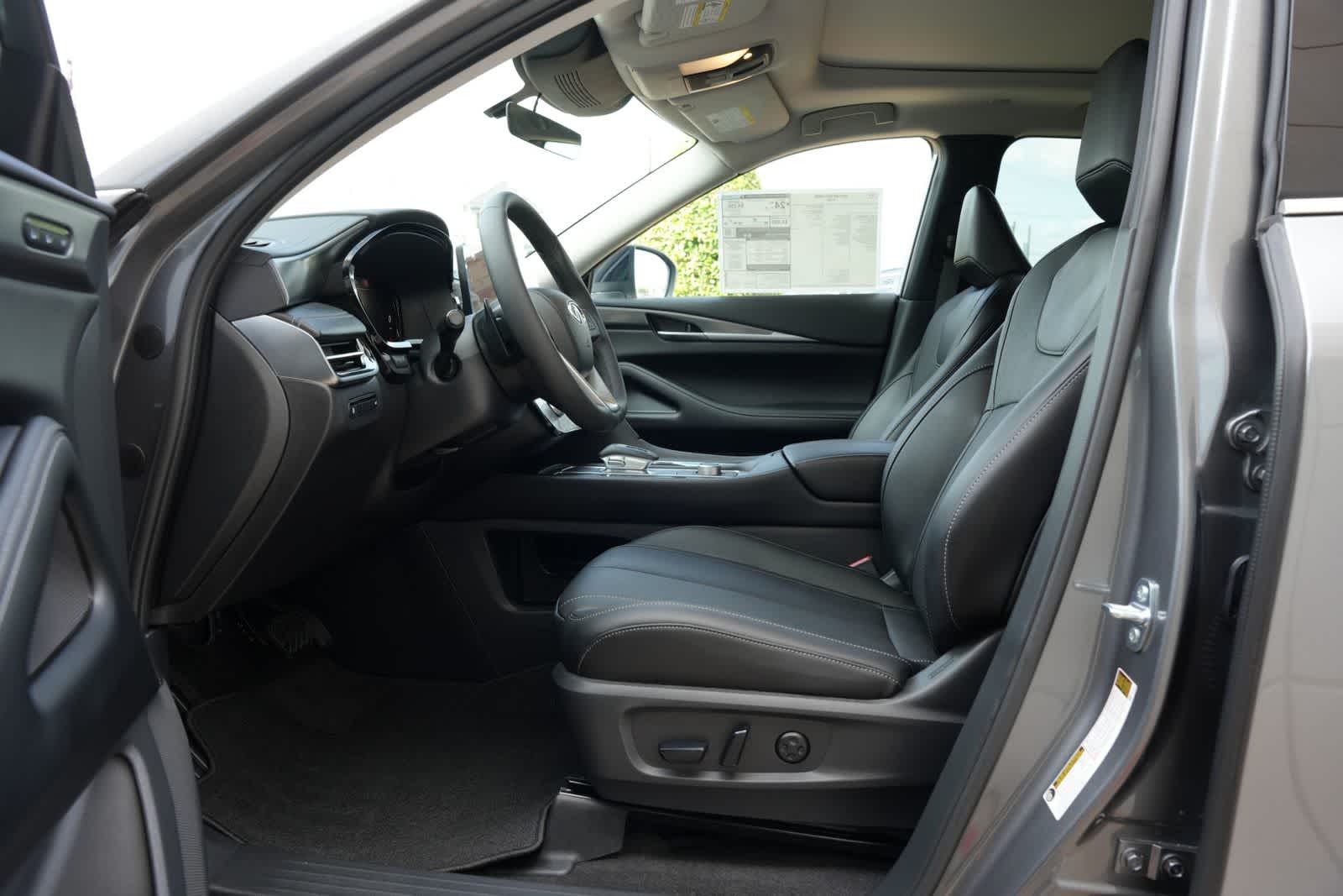 2027 INFINITI QX60 PURE