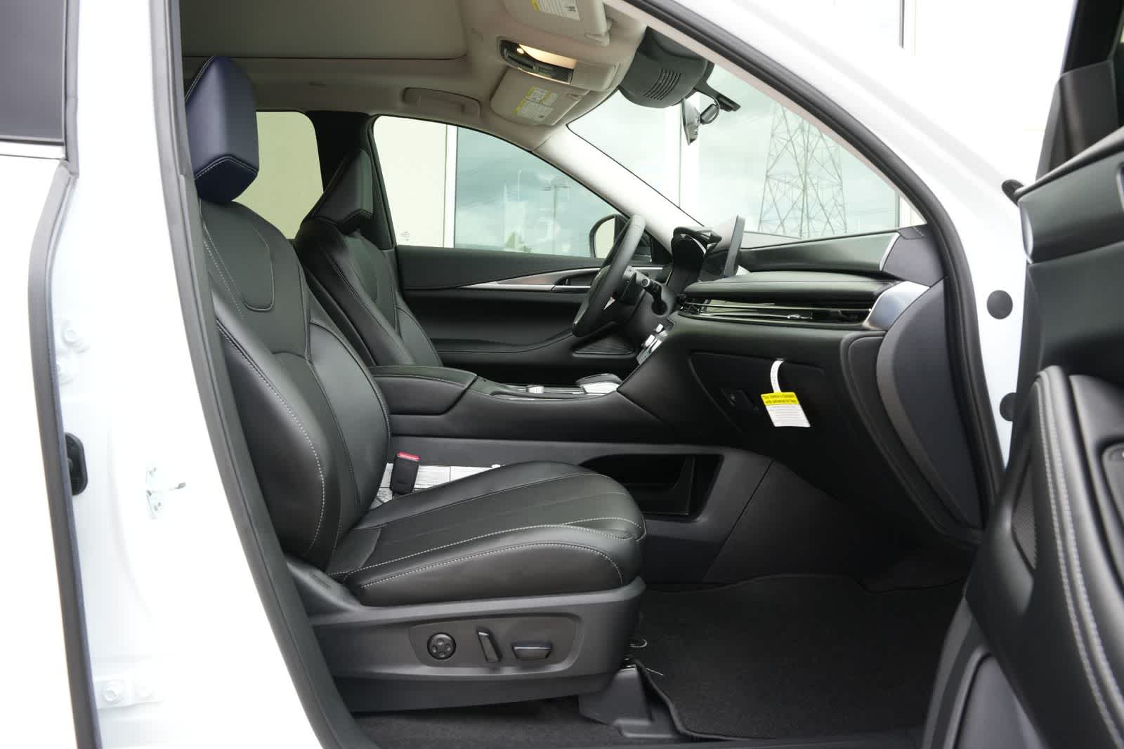 2026 INFINITI QX60 PURE