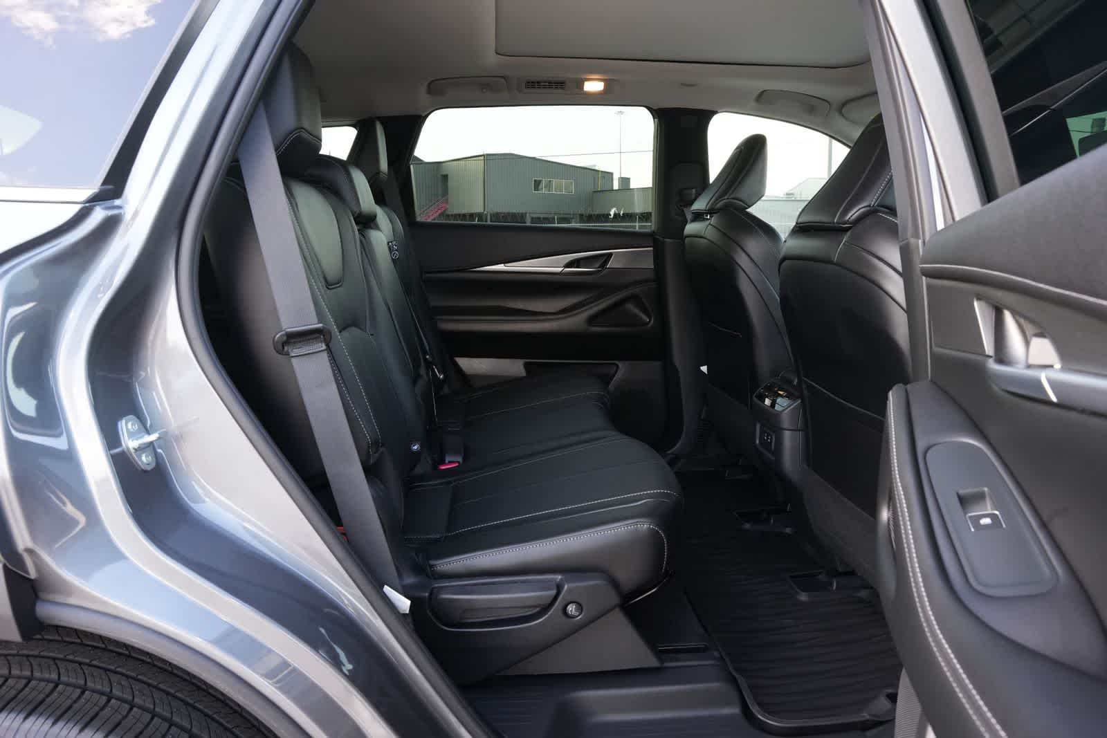 2026 INFINITI QX60 PURE