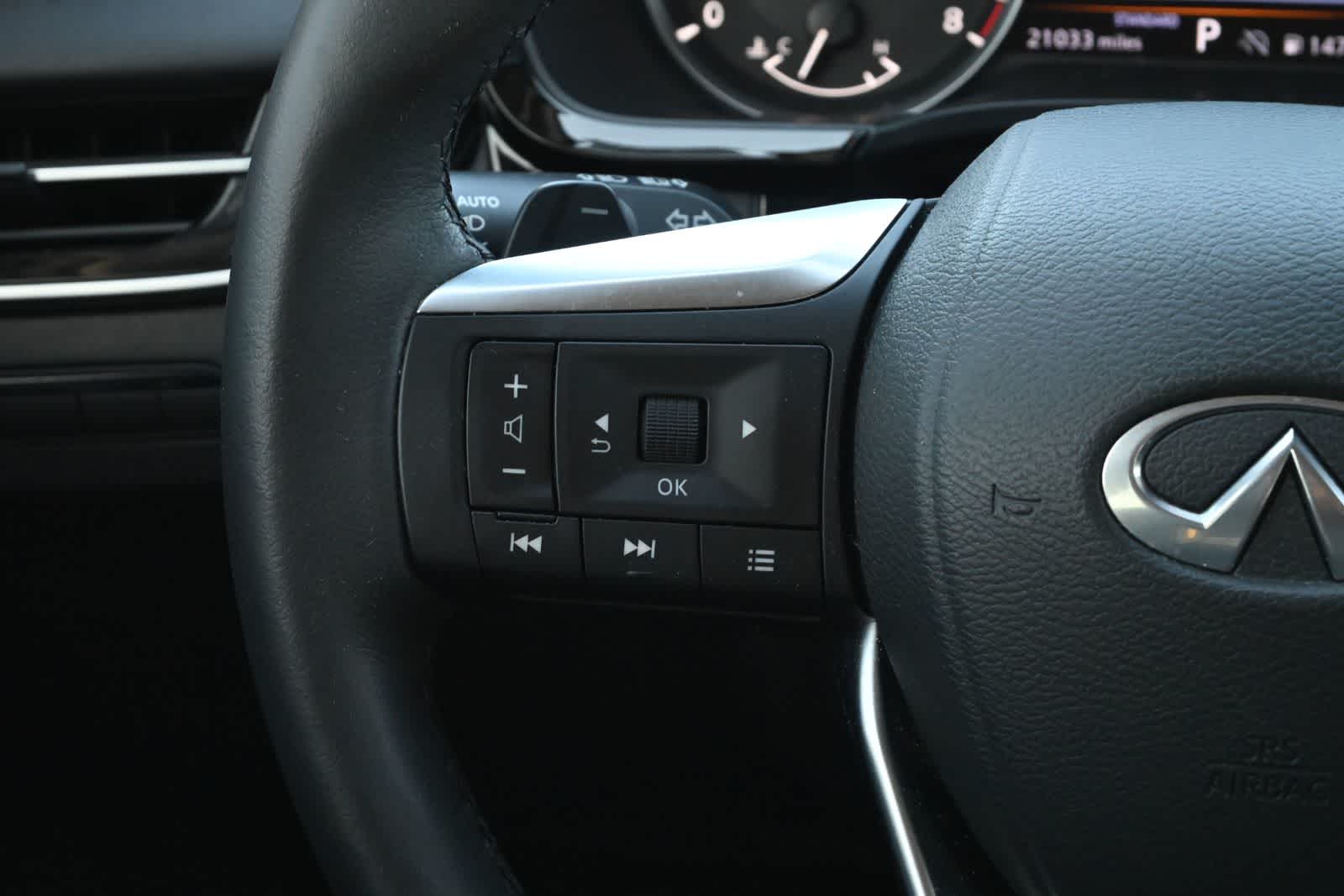 2025 INFINITI QX60 PURE