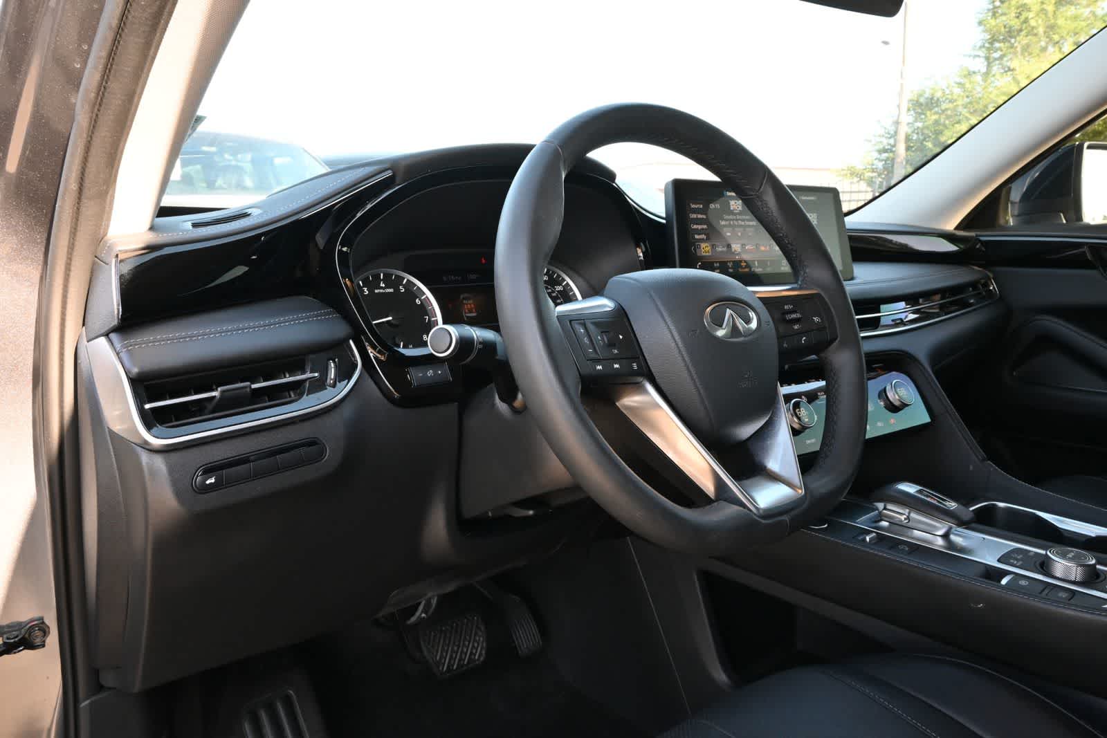 2025 INFINITI QX60 PURE