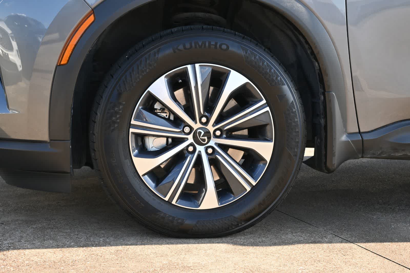 2025 INFINITI QX60 PURE