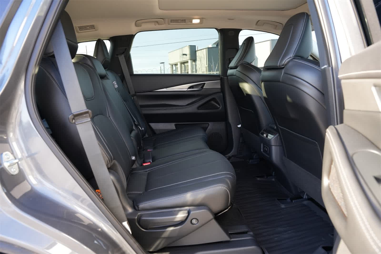 2026 INFINITI QX60 PURE