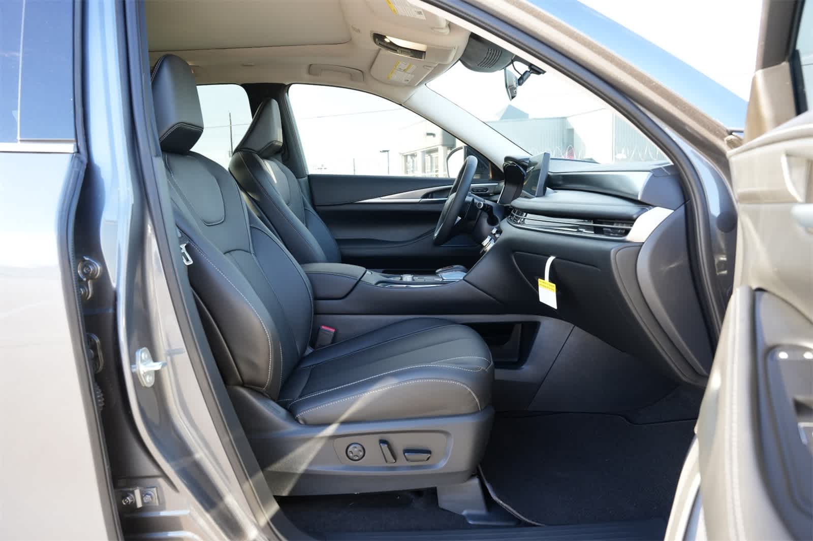 2026 INFINITI QX60 PURE