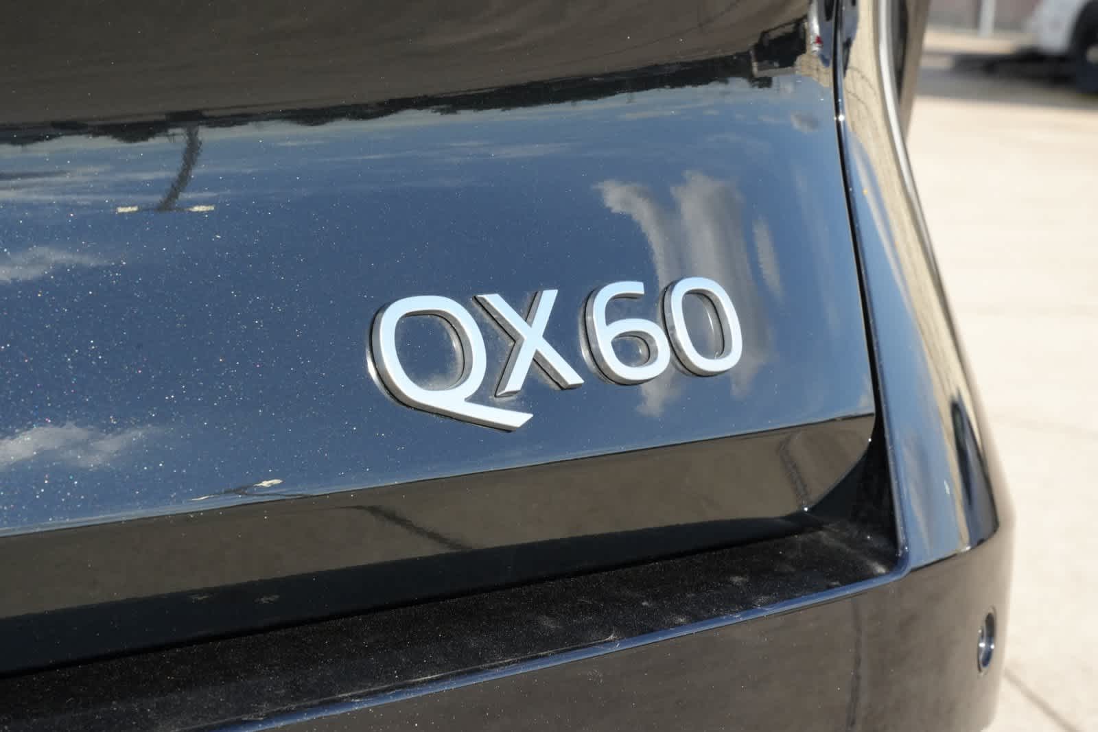 2027 INFINITI QX60 LUXE