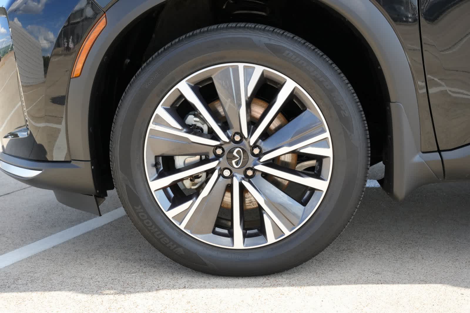 2027 INFINITI QX60 LUXE