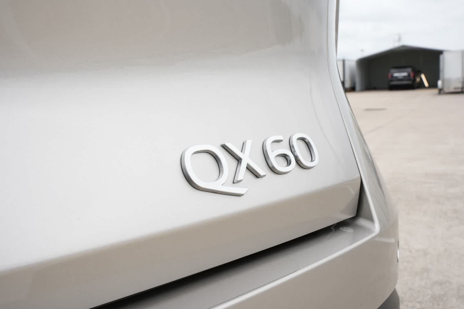 2027 INFINITI QX60 LUXE