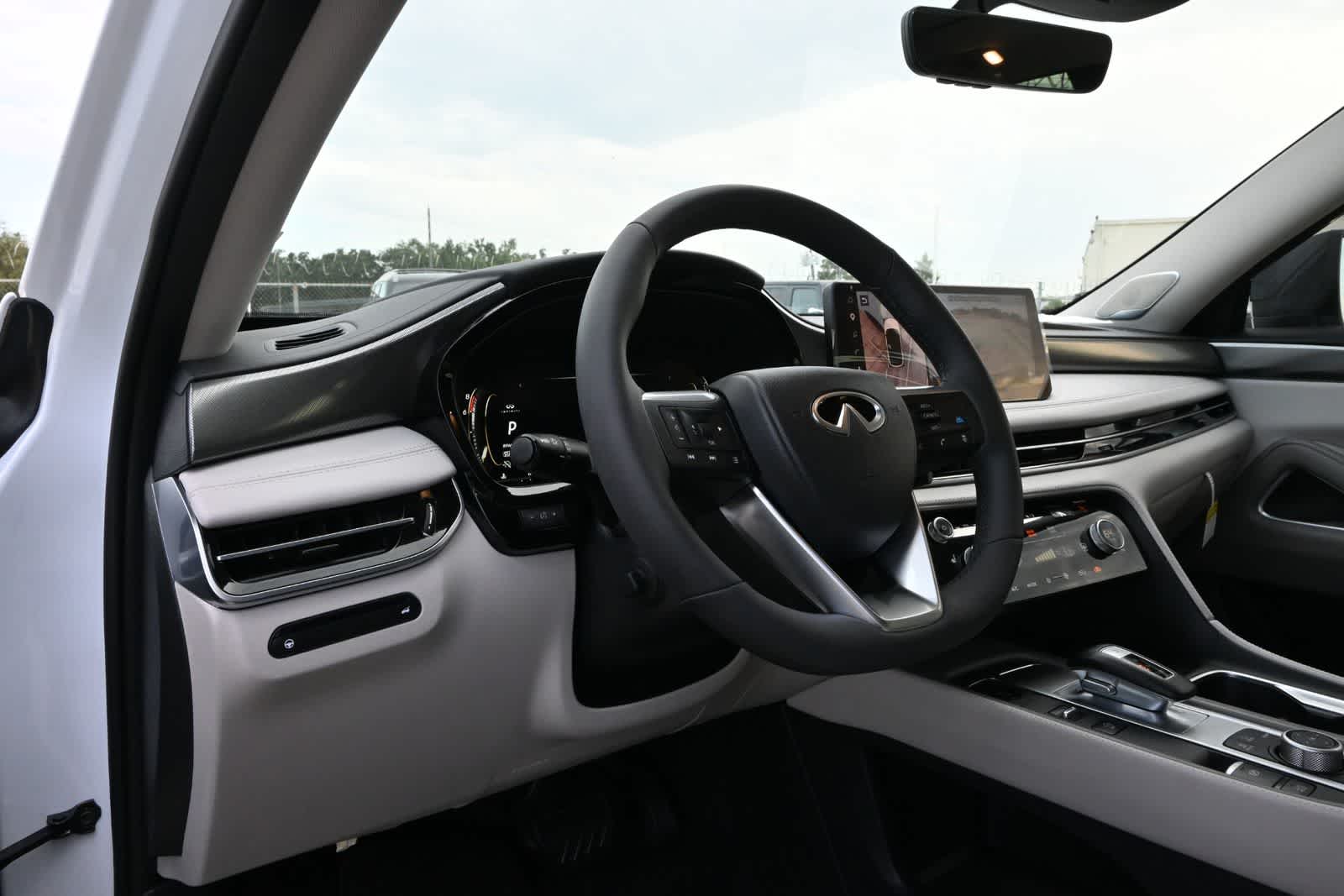 2027 INFINITI QX60 LUXE
