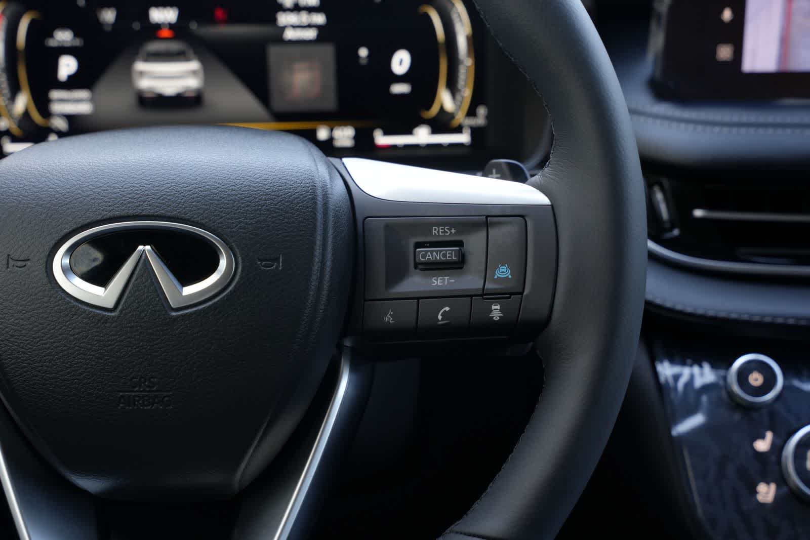 2027 INFINITI QX60 LUXE