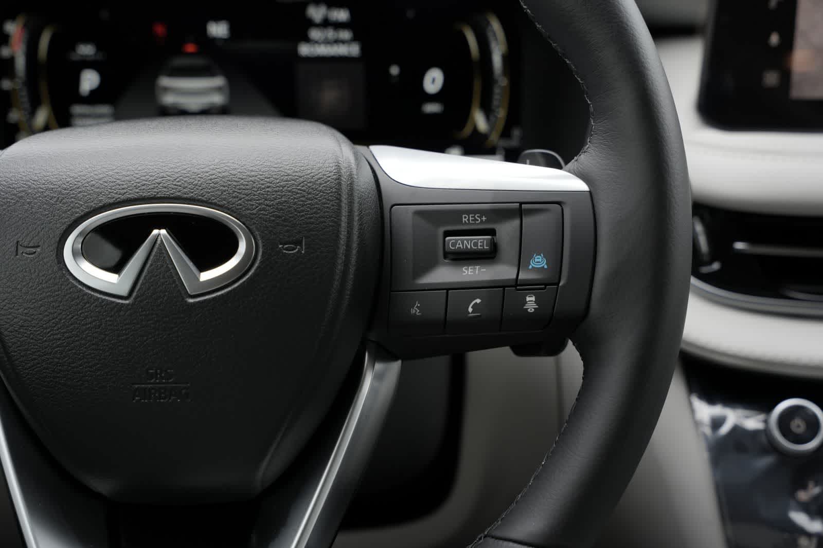 2027 INFINITI QX60 LUXE