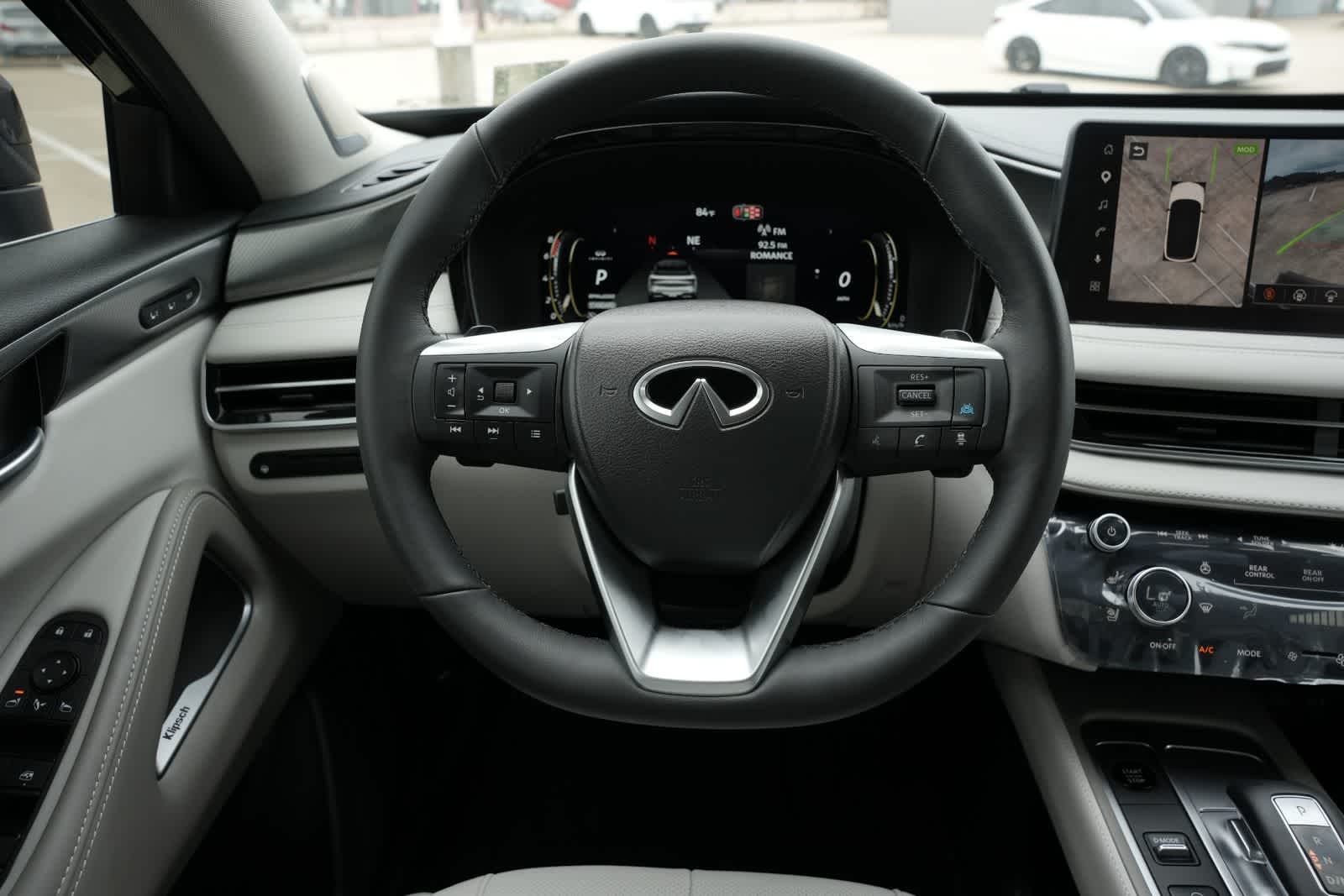 2027 INFINITI QX60 LUXE