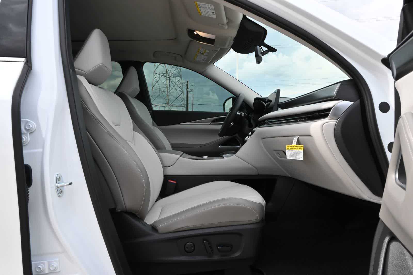 2027 INFINITI QX60 LUXE
