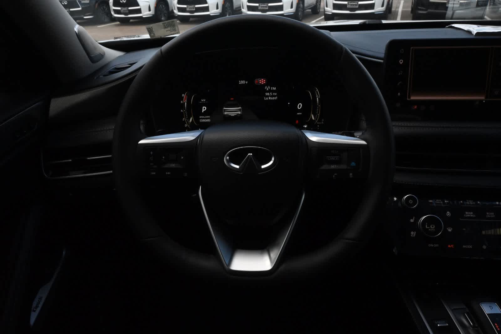 2027 INFINITI QX60 LUXE