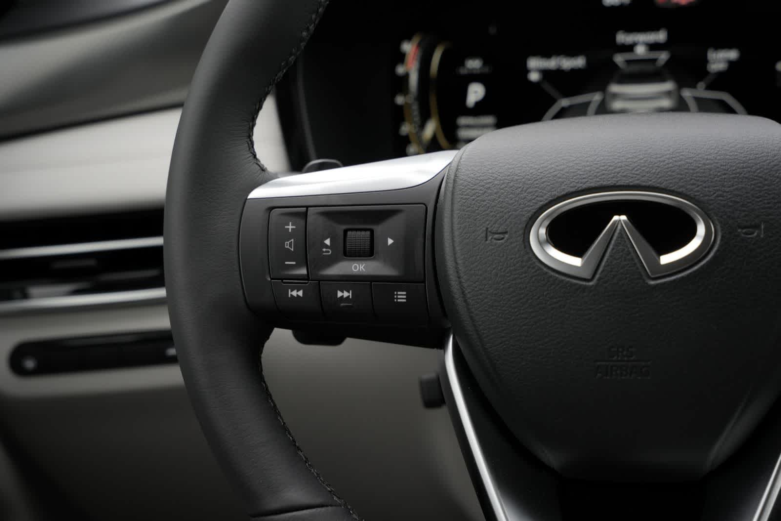 2027 INFINITI QX60 LUXE